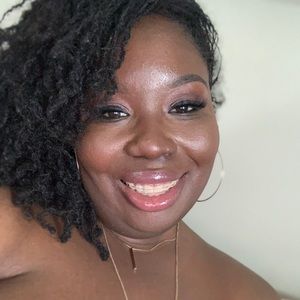 Meet your Posher, Jasmine